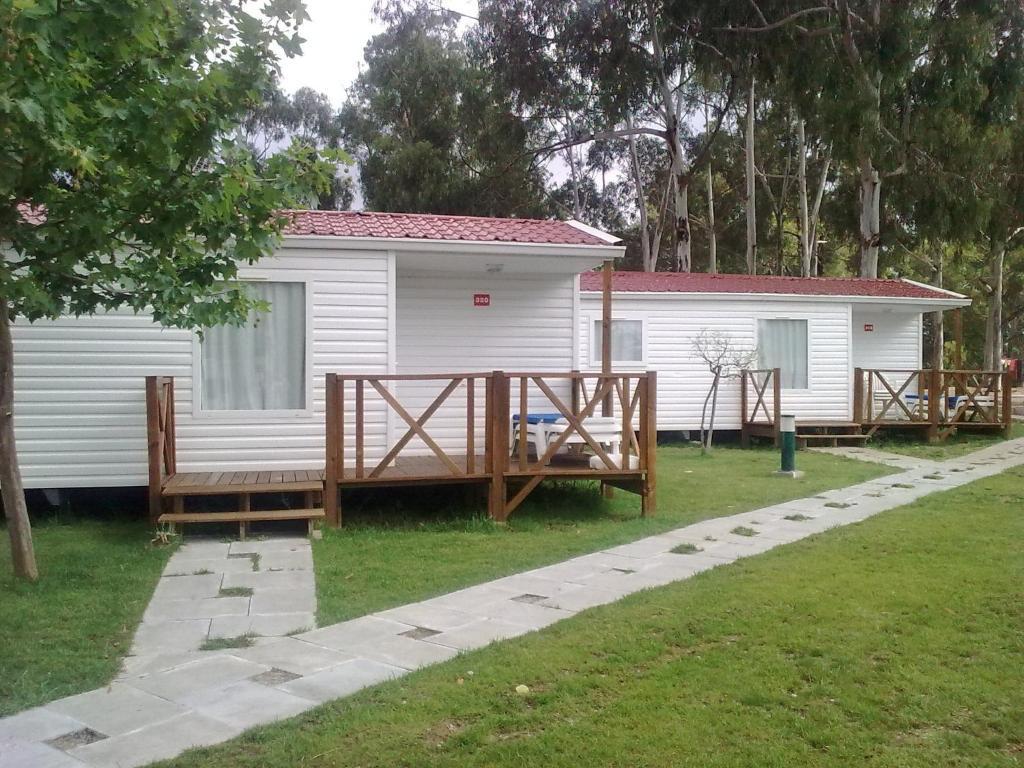 Parque De Campismo Orbitur Evora Hotel Exterior foto